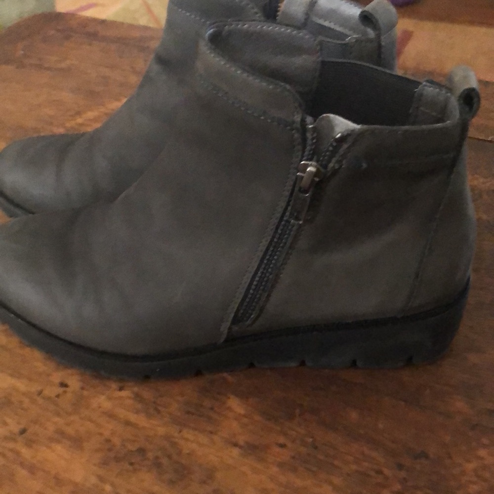 Earth Zurich Rhone Ankle Bootie | Size 9M | Dark Gray Nubuck | Wedge | EUC - Picture 8 of 8